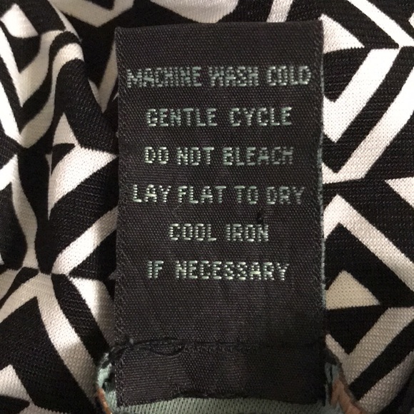 ABSTRACT PRINT TANK TOP - Picture 4 of 4